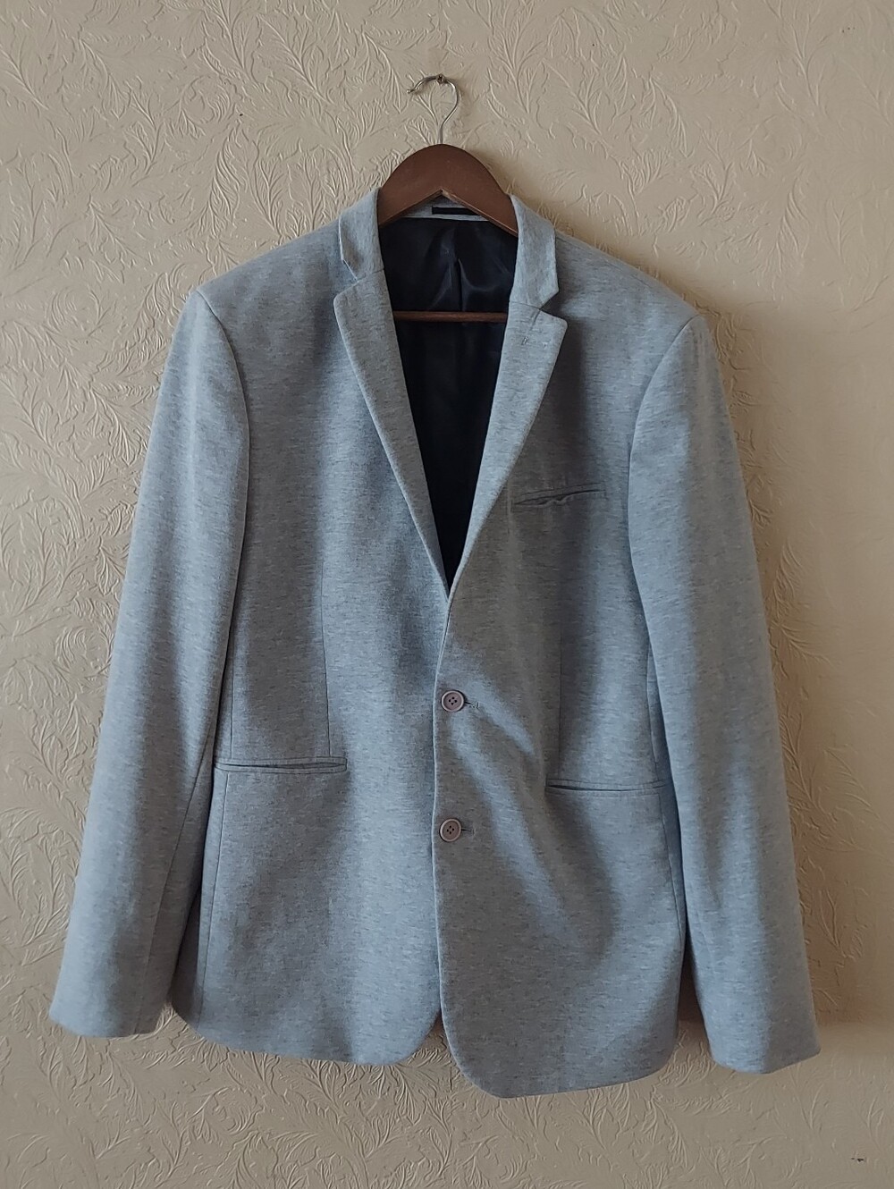 ASOS Light Gray Men's Blazer - Two-Button Tailored Jersey Knit Sport Coat 44